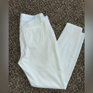 Amazon Essentials Women's White Jeggings